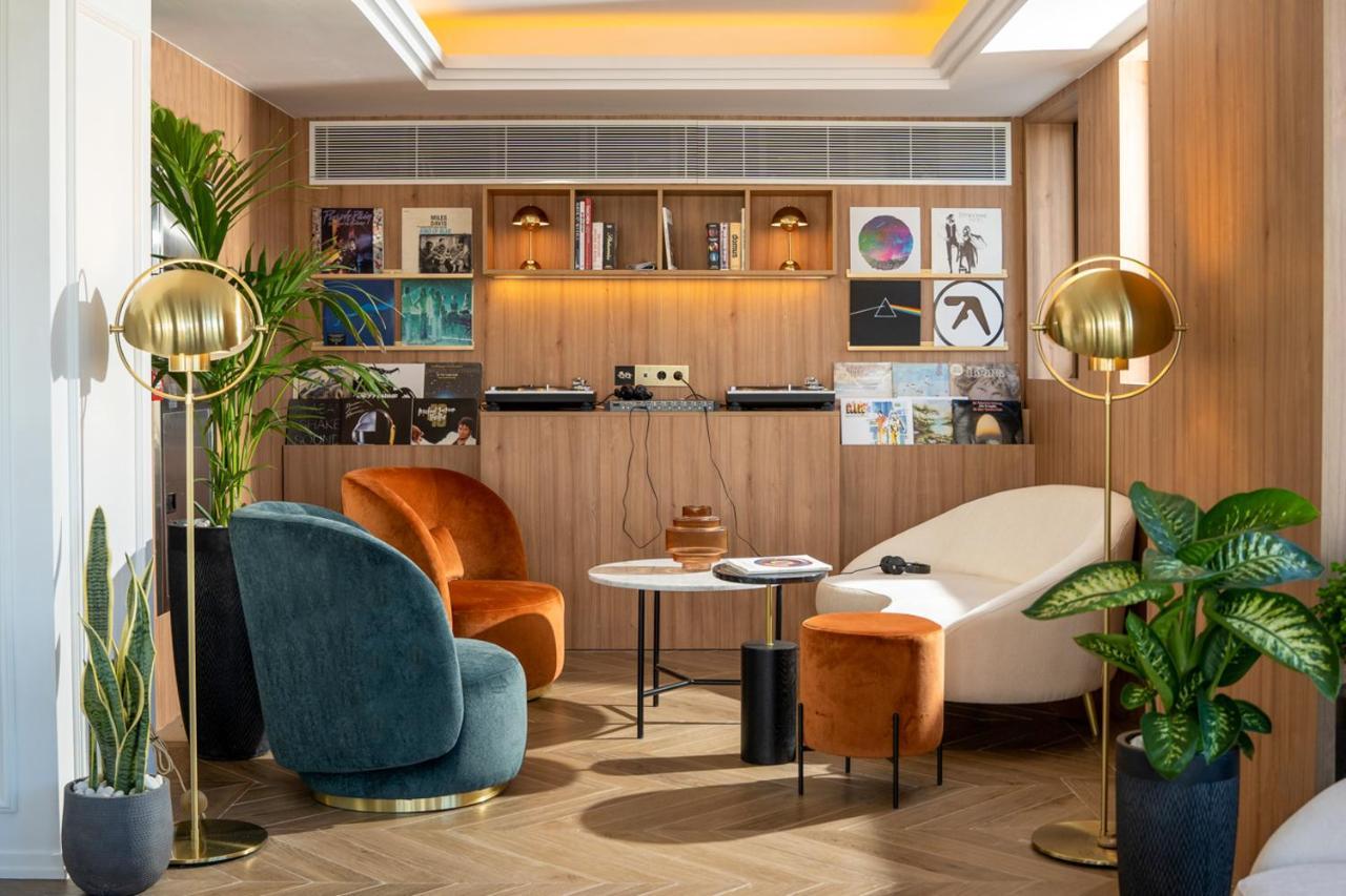 Ocean Drive Hotel