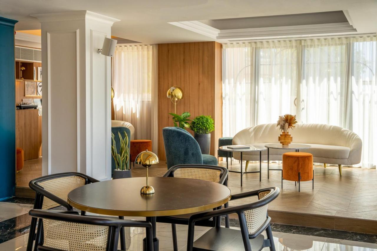 Ocean Drive Hotel