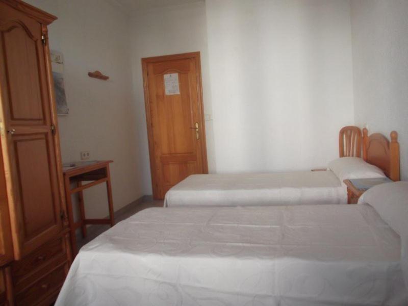 Casa De Huespedes El Almendro Guest house