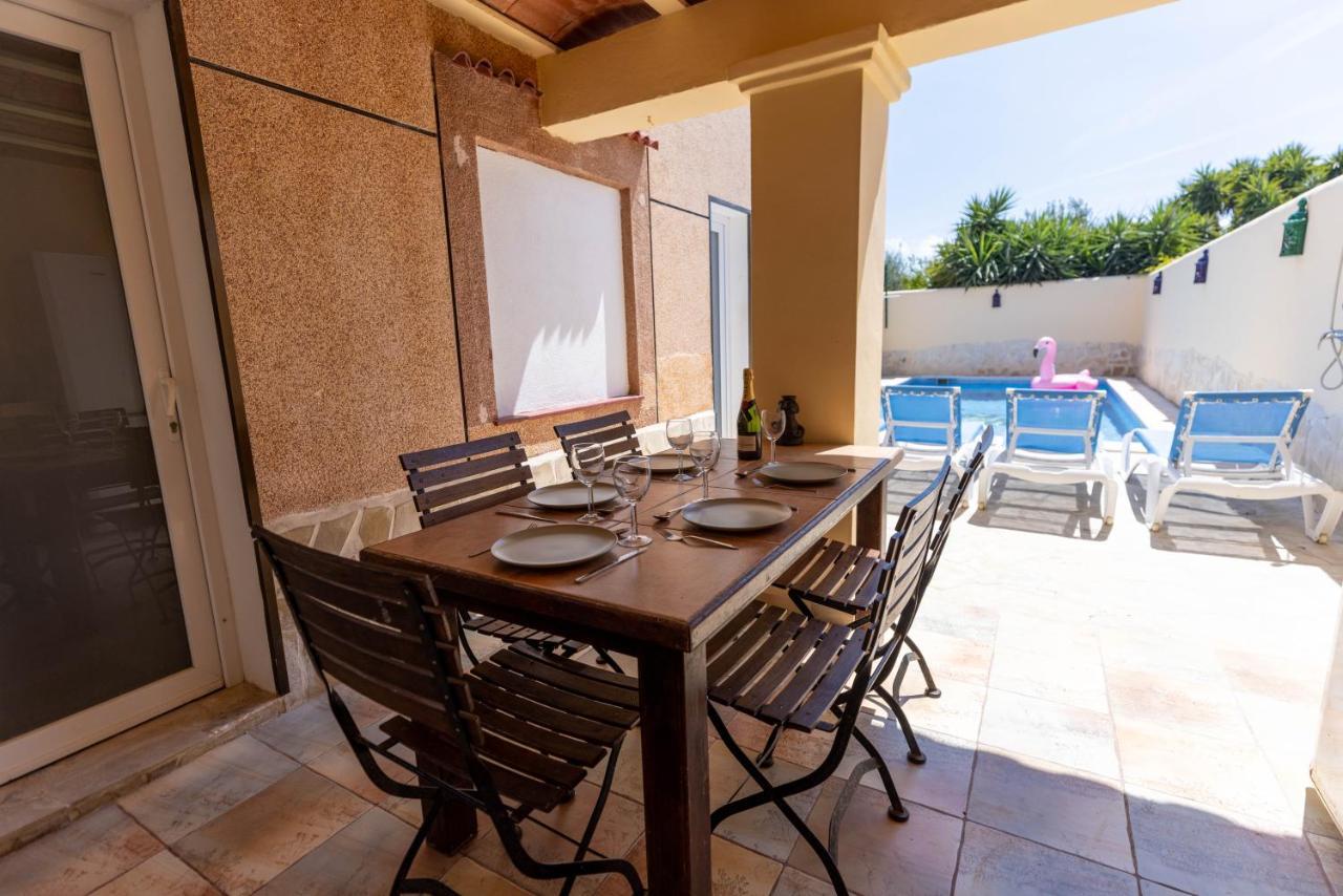 Roberto Ibiza Villa *