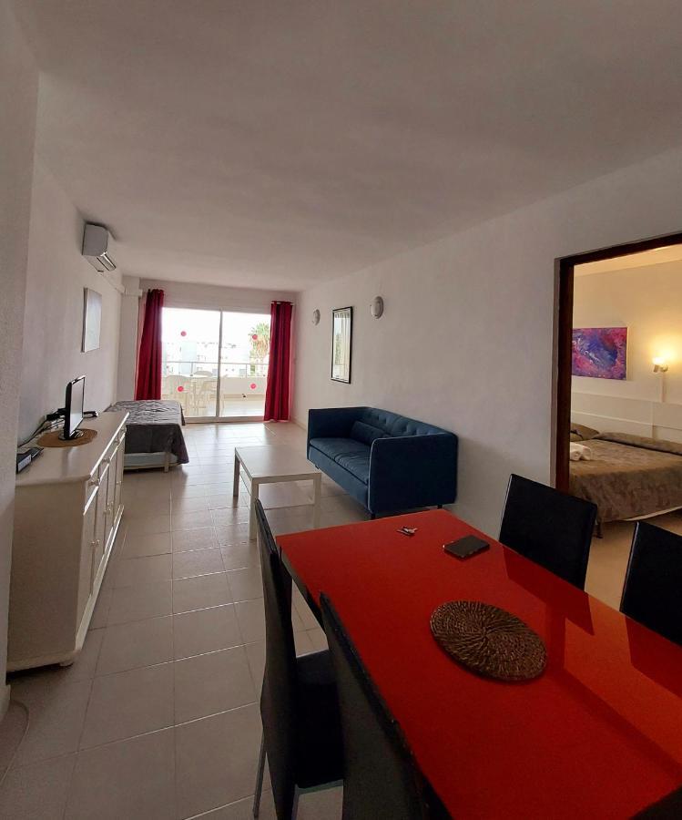 Siesta Mar Ibiza Apartment *