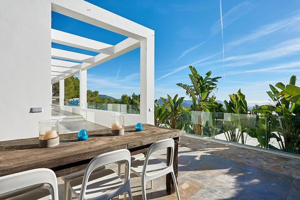 Villa Larosa With Seaview In Ibiza Es Cubells