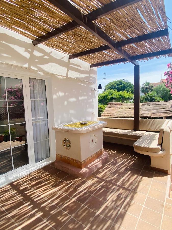 Urbana Con Piscina En Playa Den Bossa Holiday home