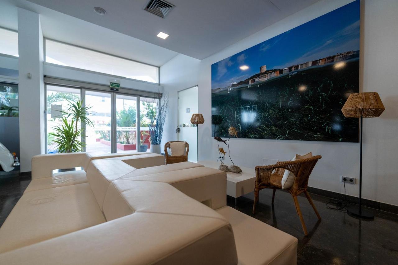 Llobet Aparthotel