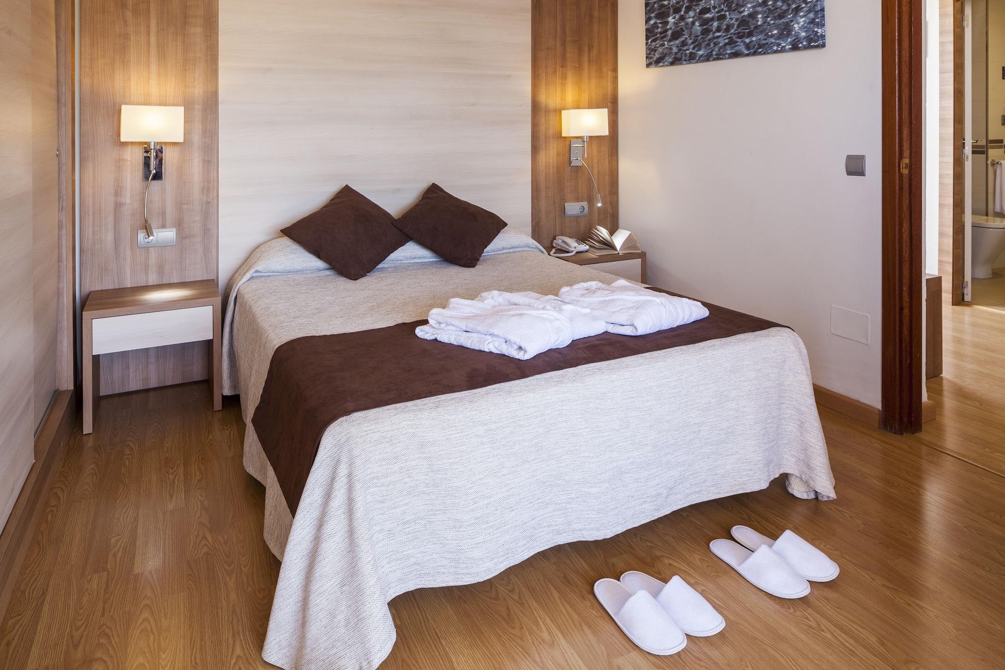 Invisa Club Cala Hotel 4*