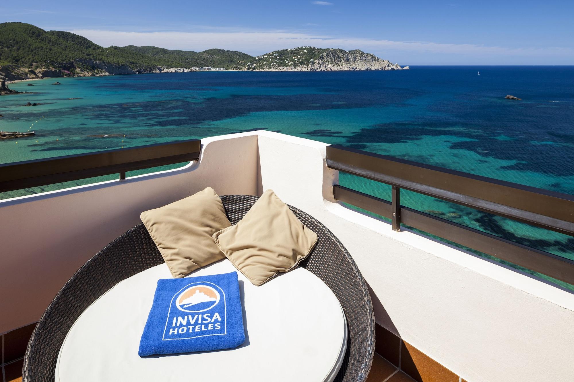 Invisa Club Cala Hotel 4*