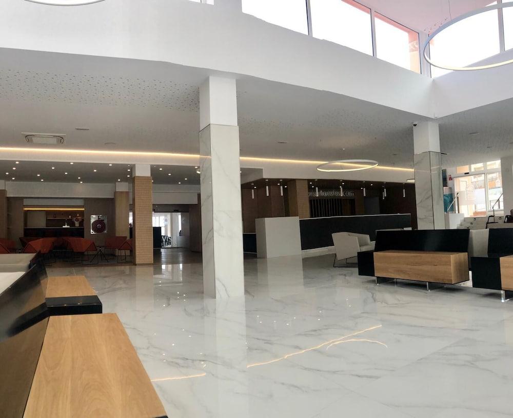 Invisa Club Cala Hotel
