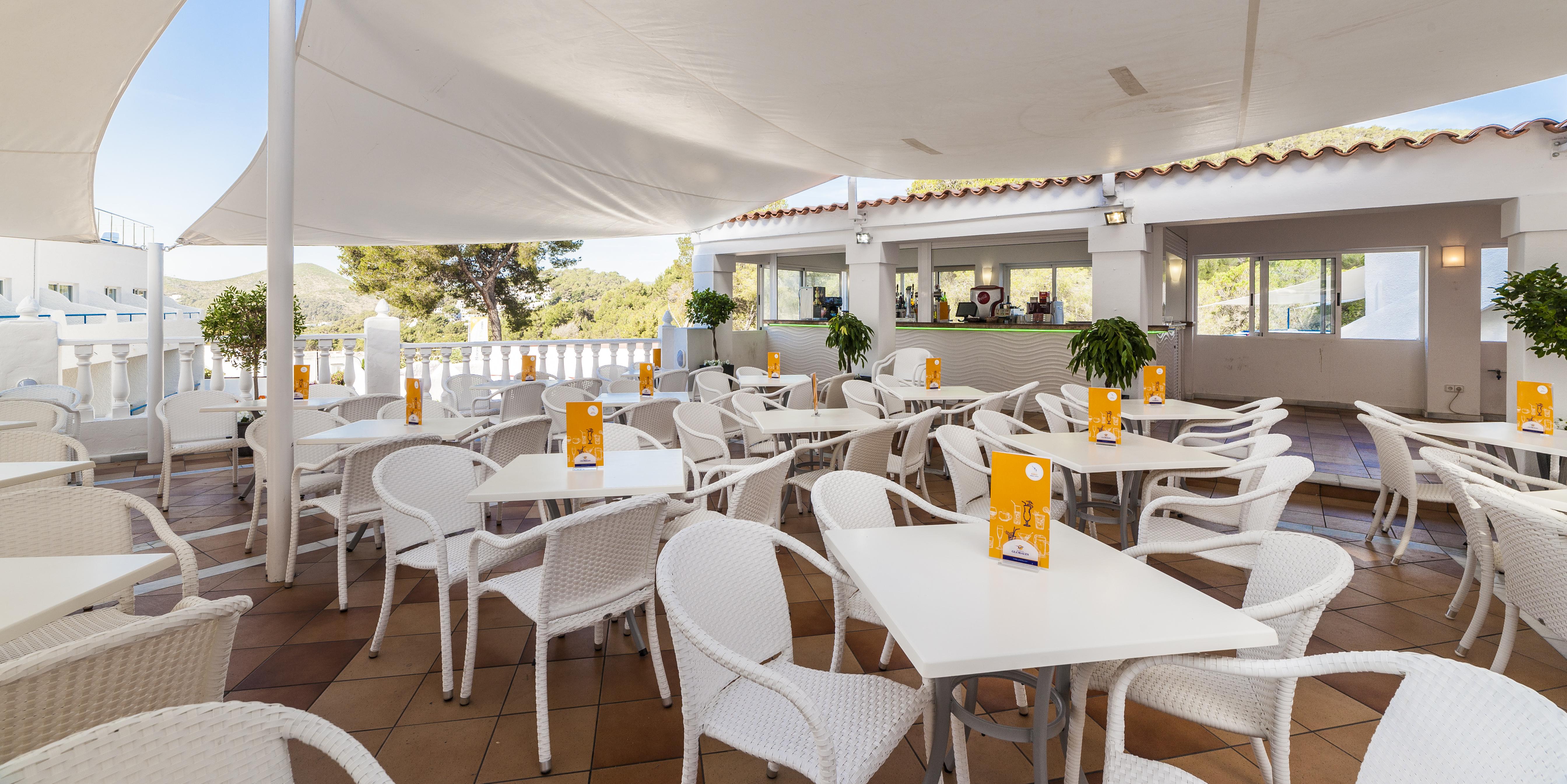Hotel Globales Montemar Cala Llonga (Ibiza)