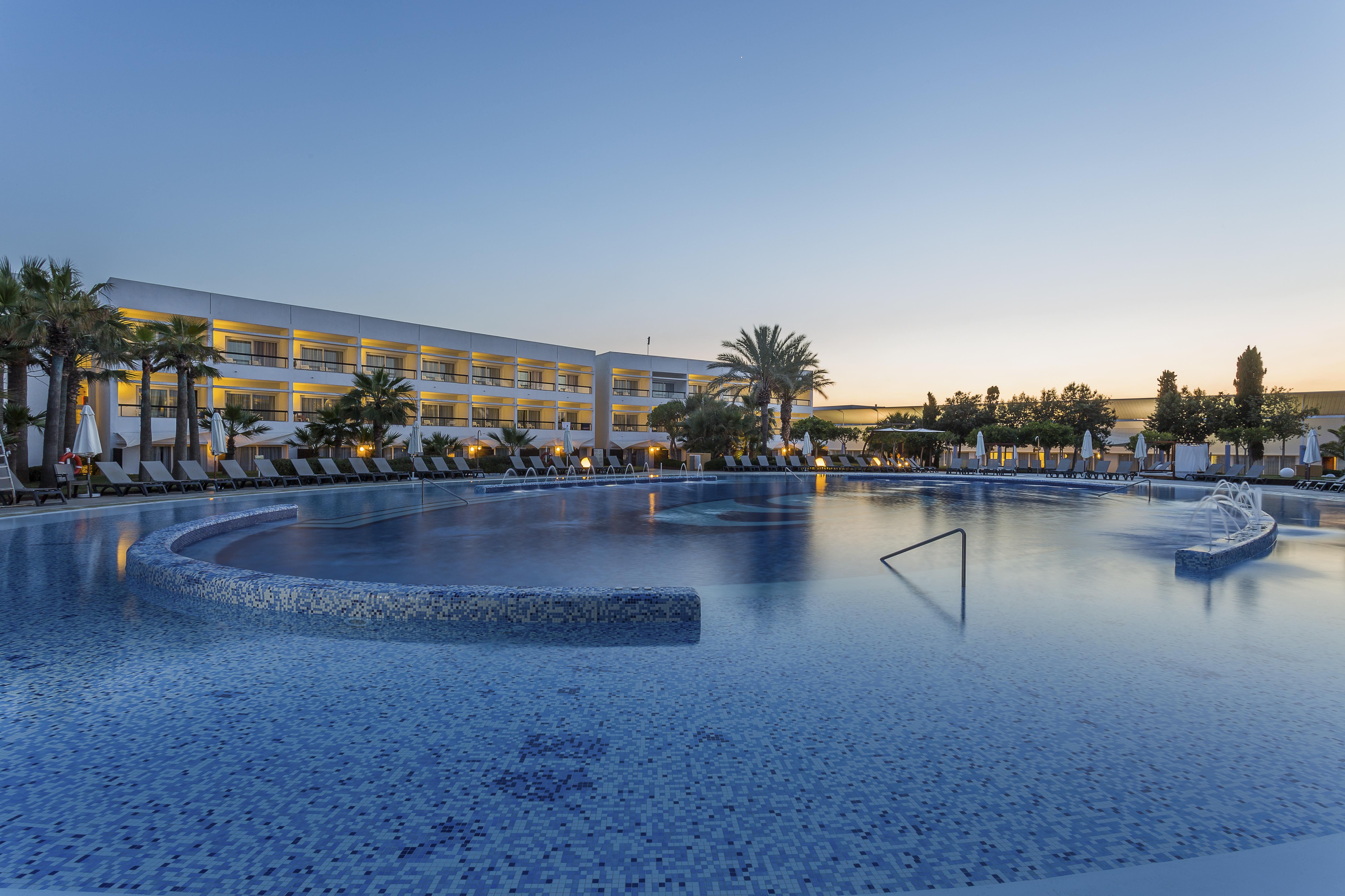 Grand Palladium Select Palace Ibiza Platja d'en Bossa