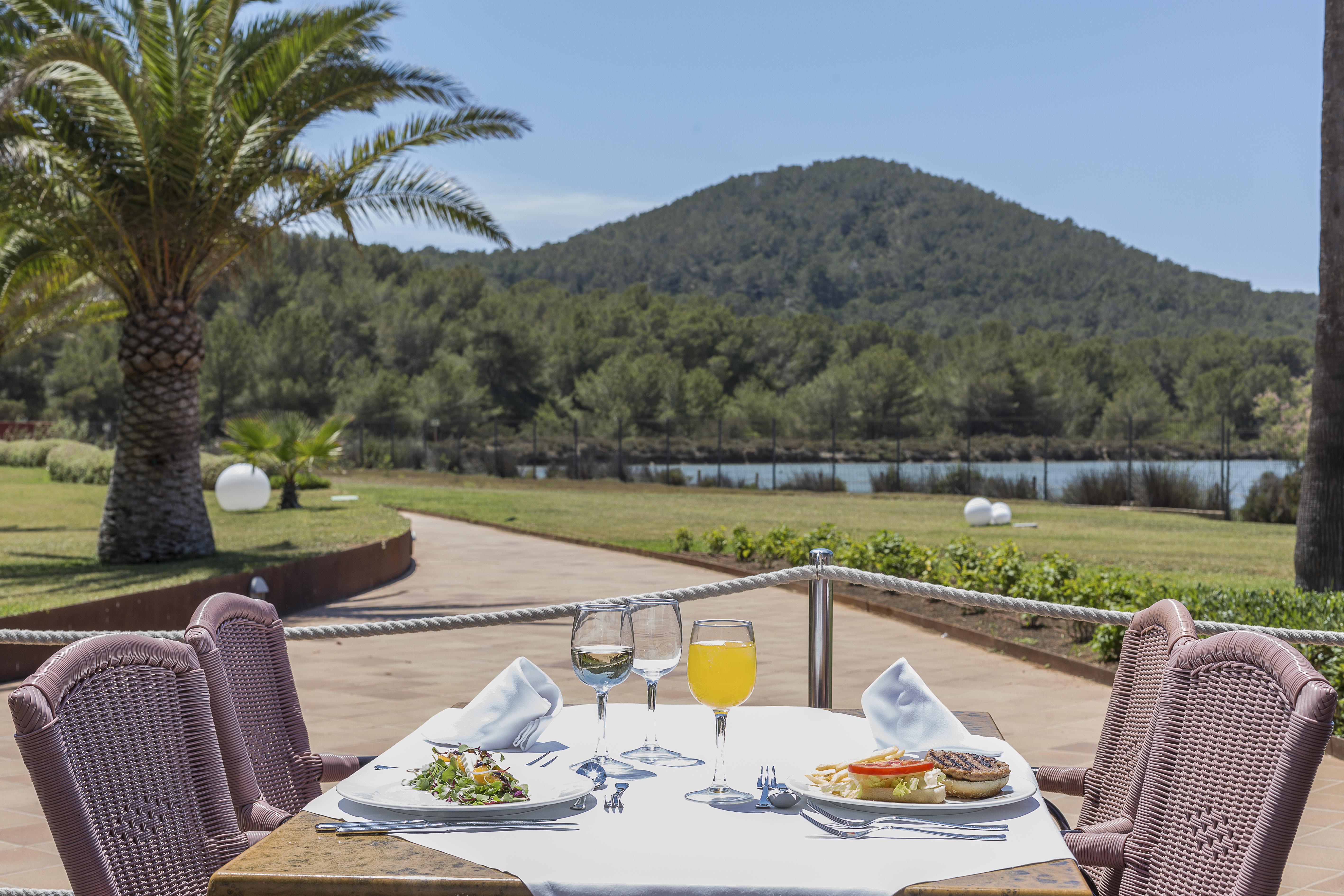 Grand Palladium Select Palace Ibiza Platja d'en Bossa