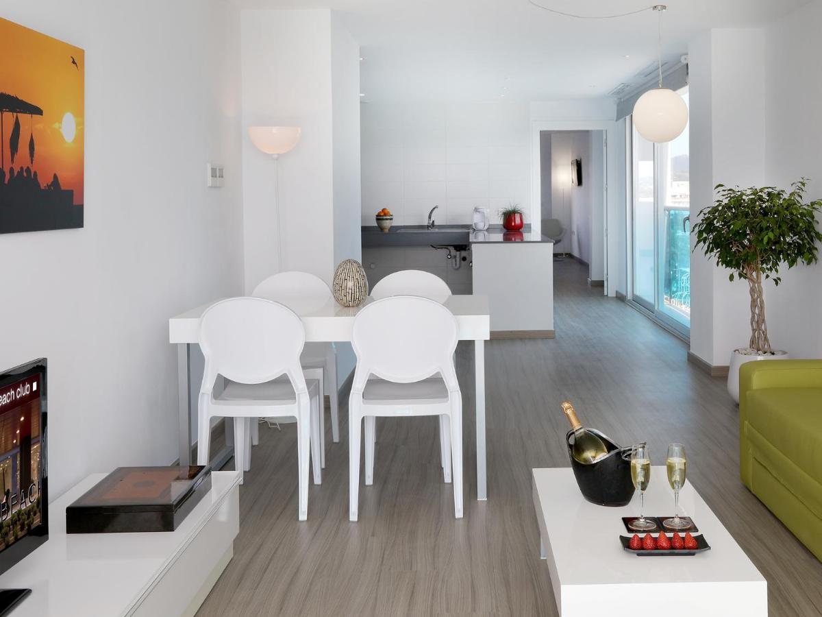 Aparthotel Axel Beach Ibiza - Adults Only 4*