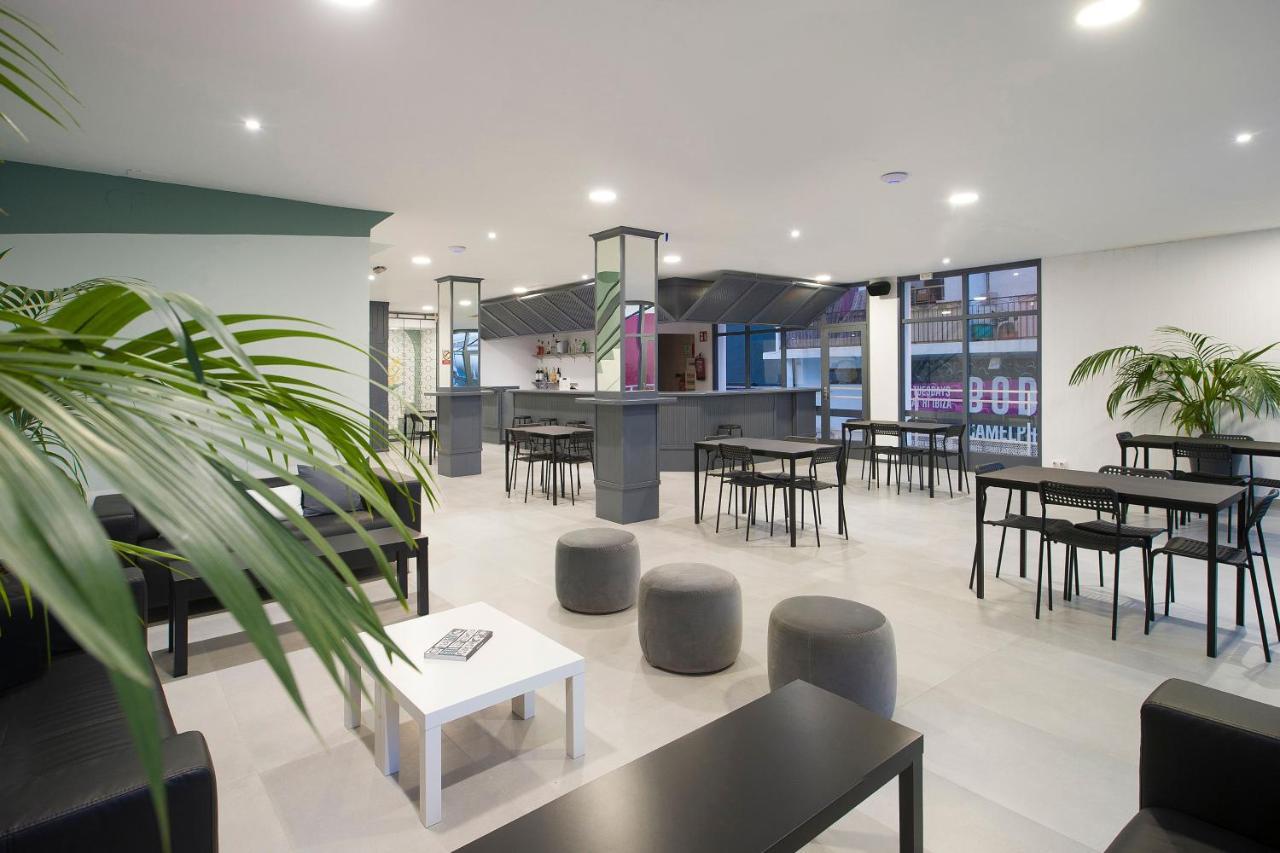 Base Hotel