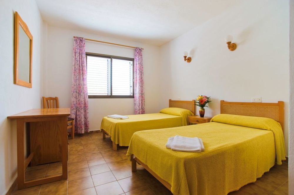 Typic Art Apartment Es Cana