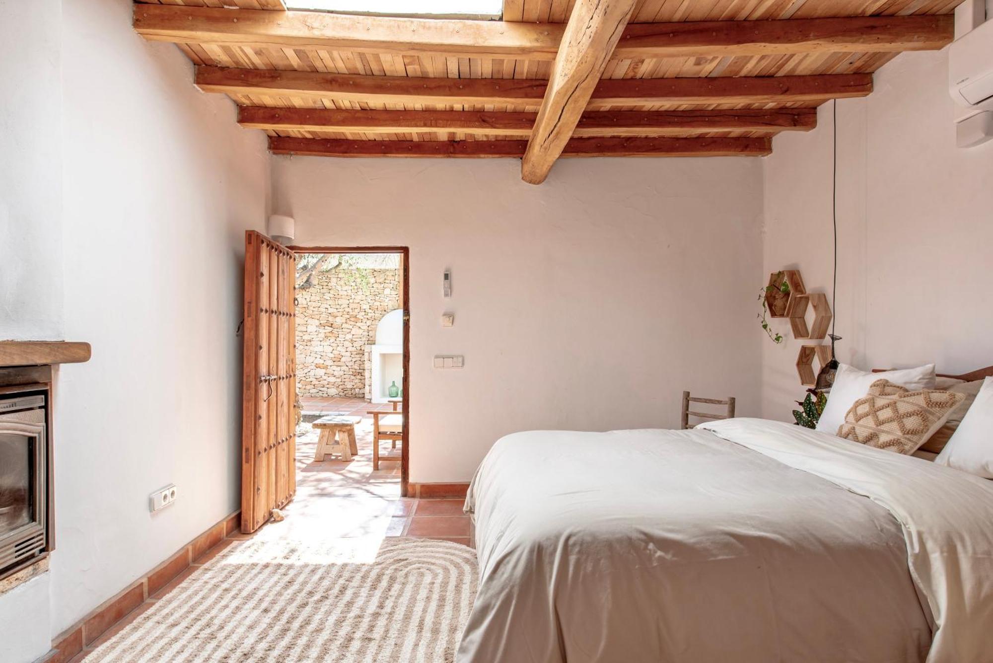 Sa Tanca Ibiza Located Puig D'en Vall, 6b , Pool , Tennis Montecristo