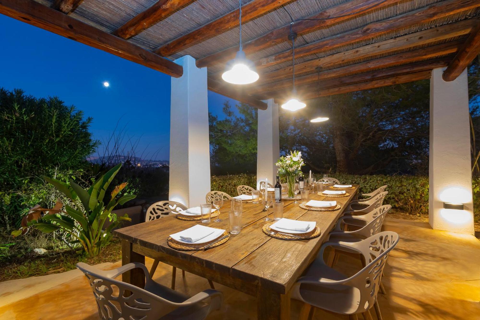 In Sleeps 10 To 12 Guests Villa Ibiza-Stadt