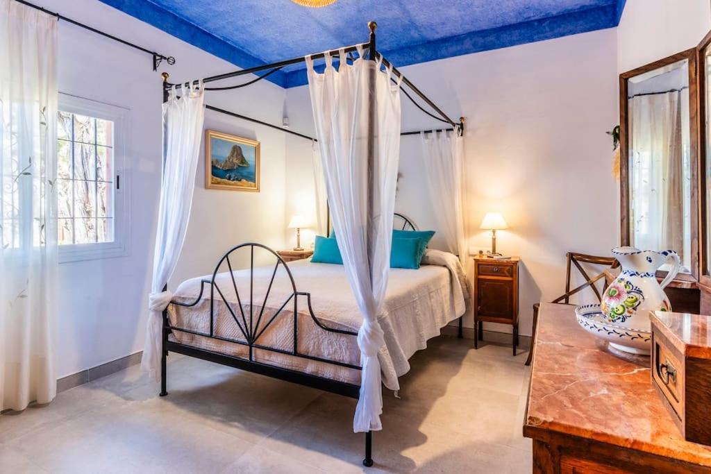 Ferienhaus Casa Con Piscina, Jardin Y Juegos Exteriores Montecristo
