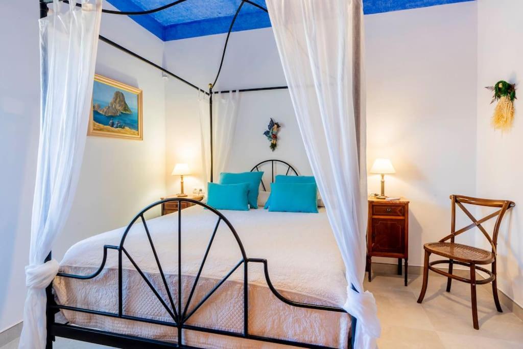 Casa Con Piscina, Jardin Y Juegos Exteriores *