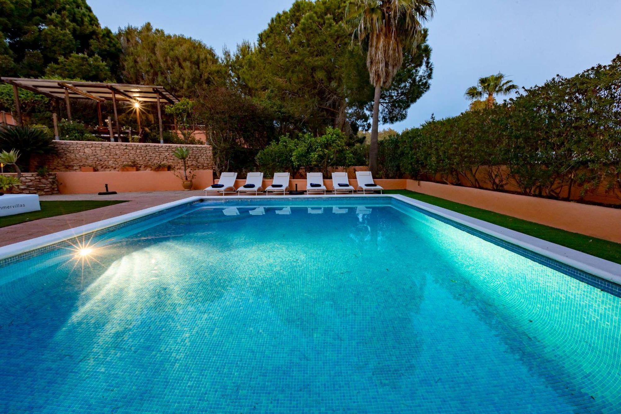 Villa In San Rafael Sleeps 12