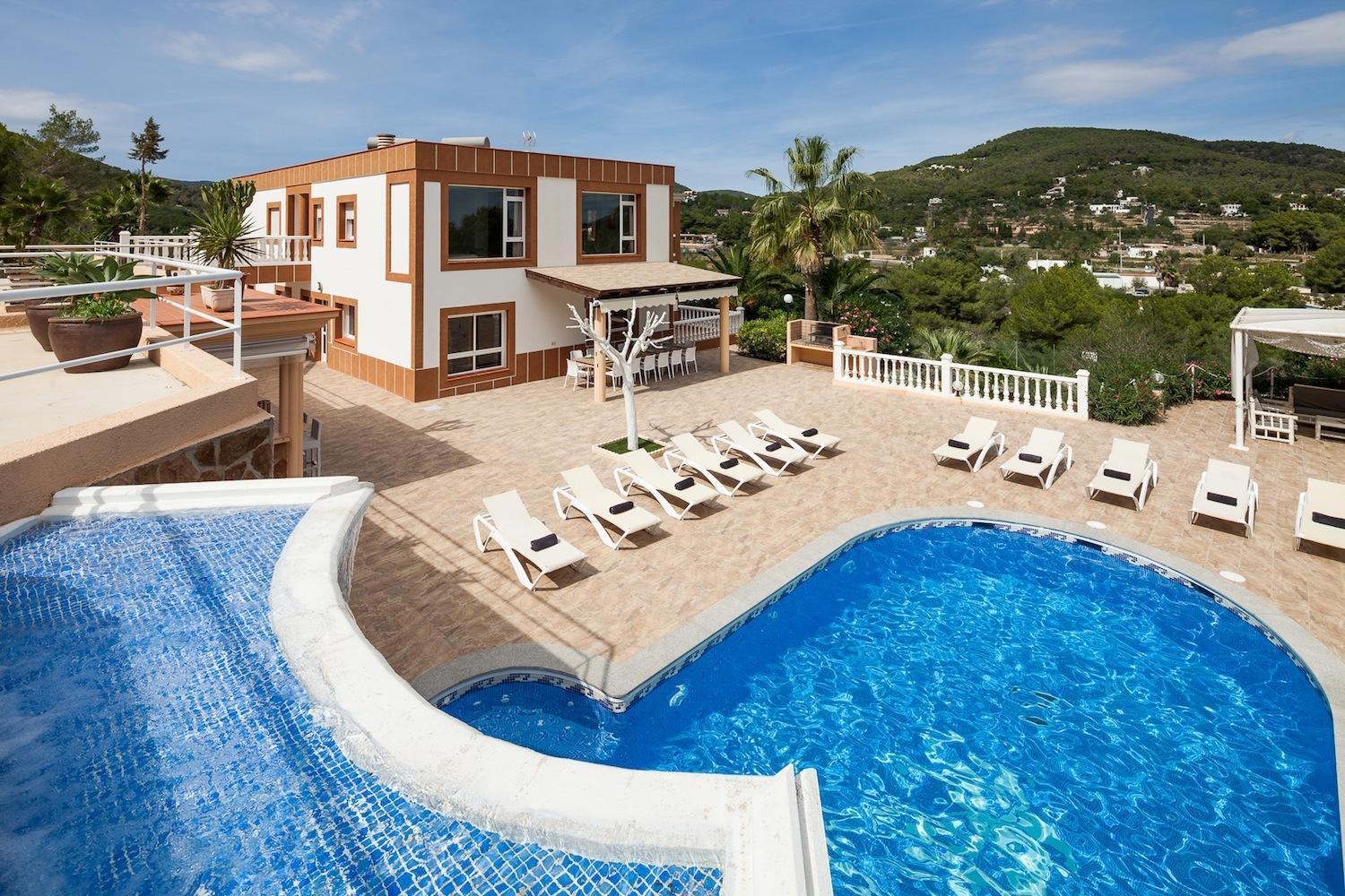 Solaris Villa
