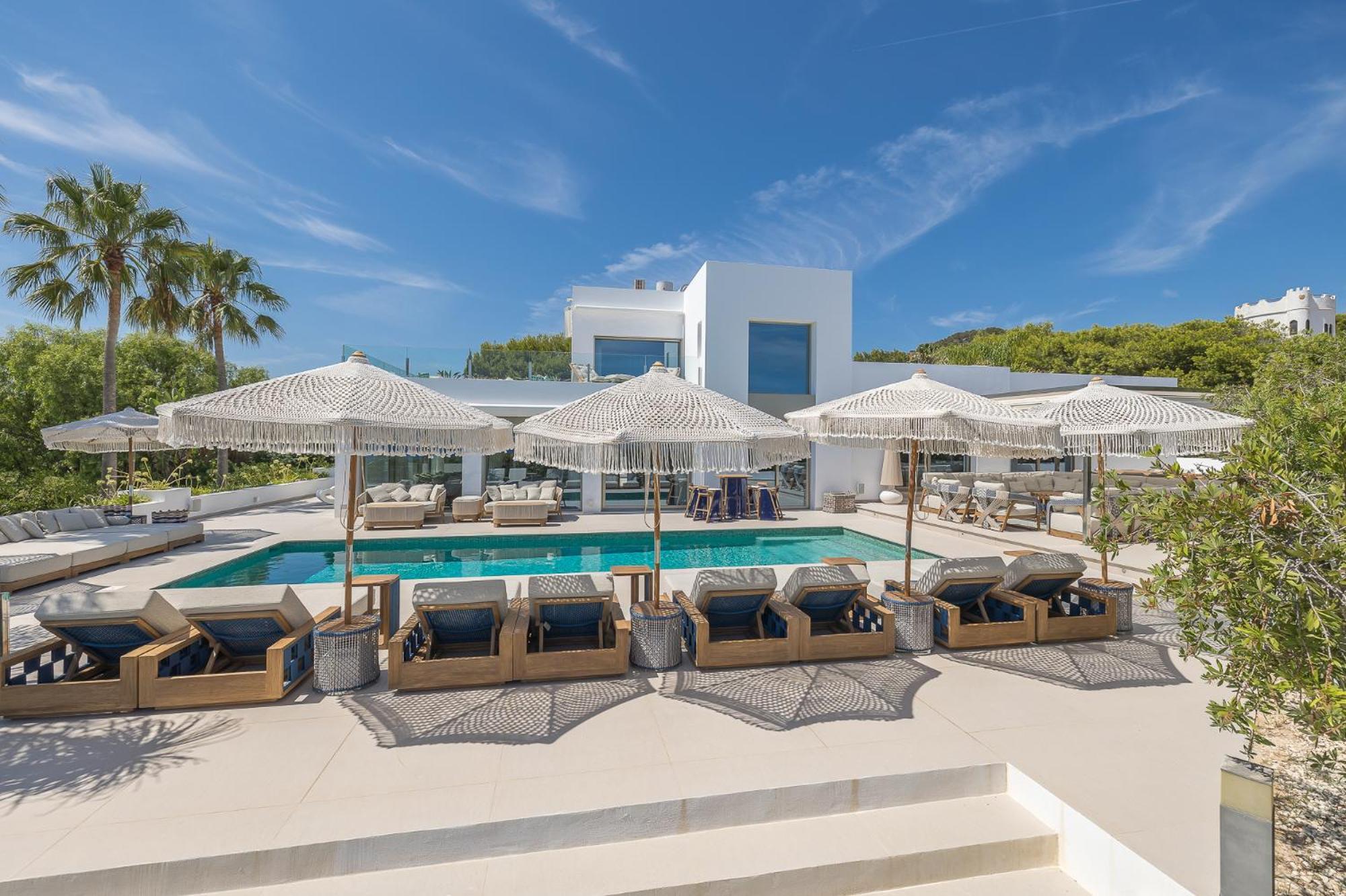 Wave Villa
