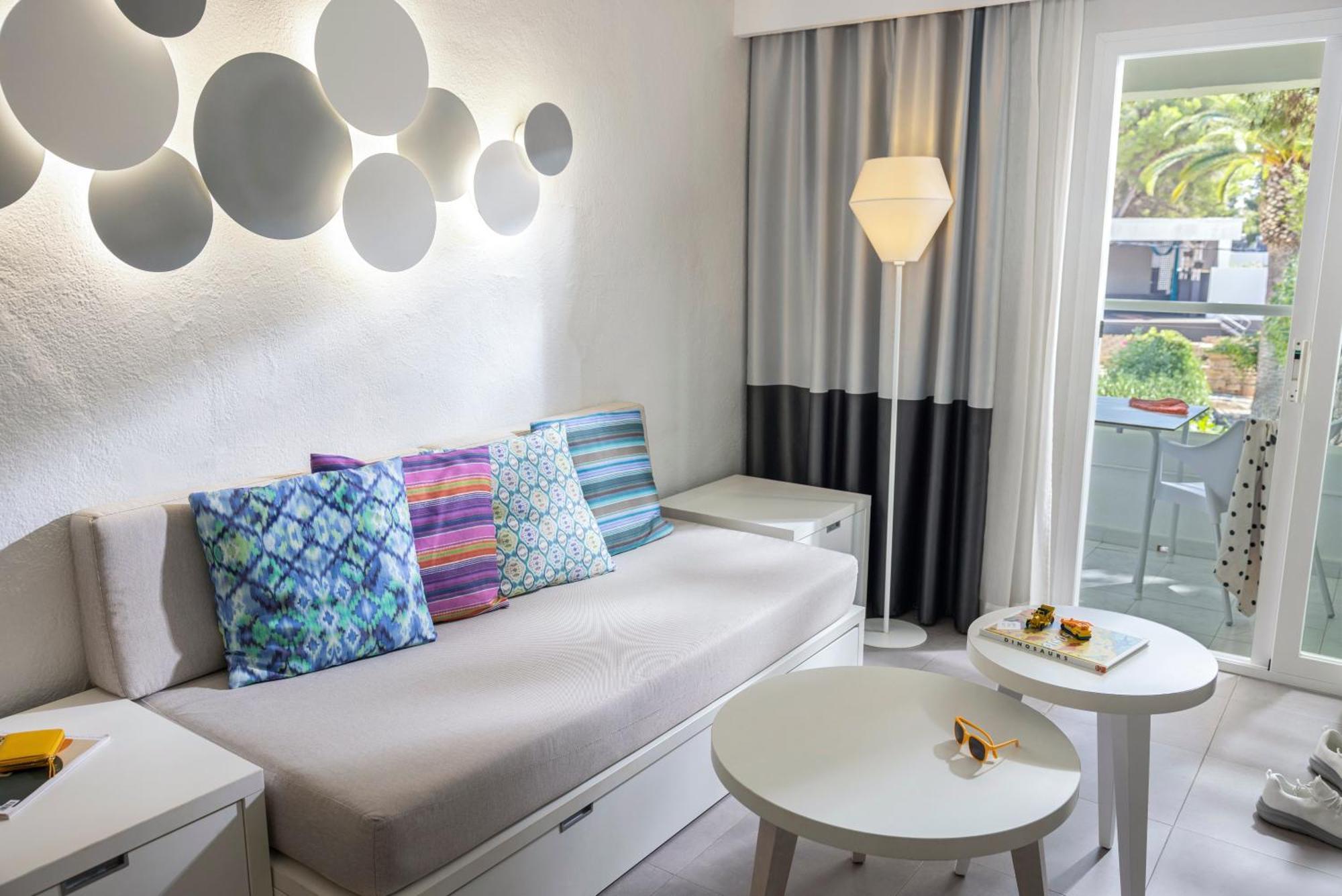 Hotel Tui Magic Life Cala Pada Santa Eulària des Riu