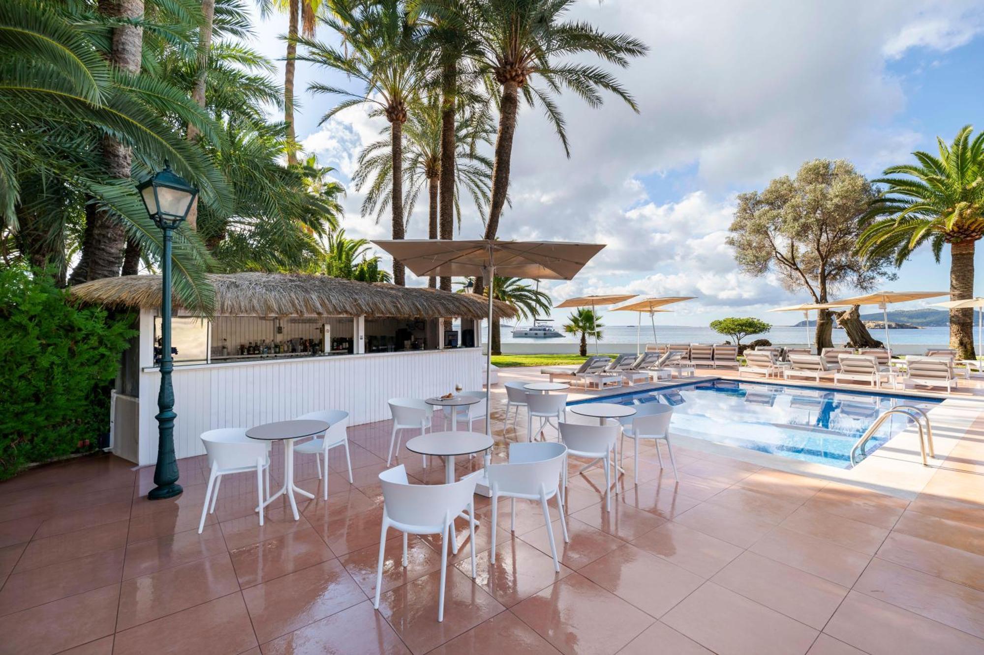 Thb Molinos - Adults Only