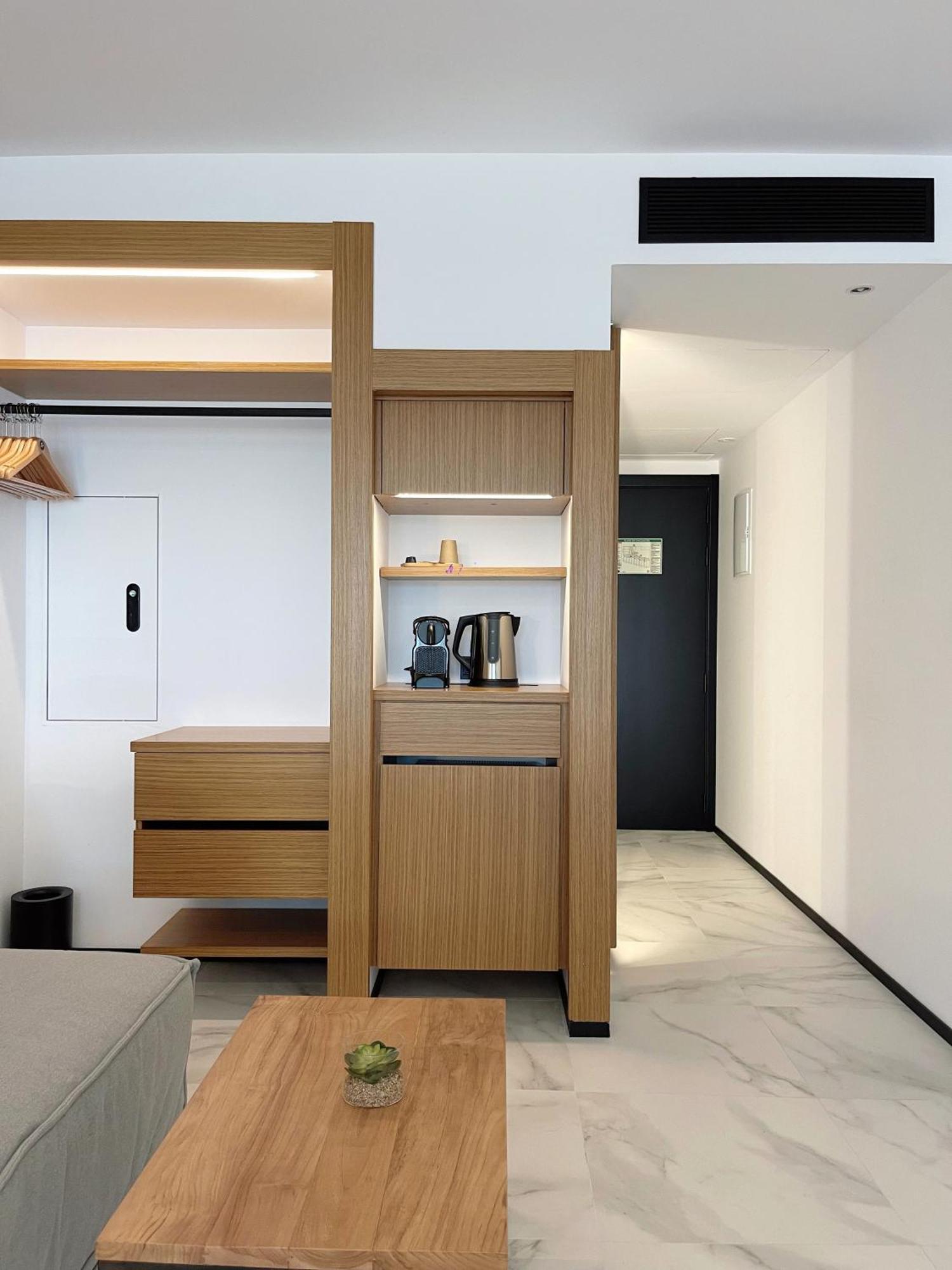 Hotel Stic Urban & 4*