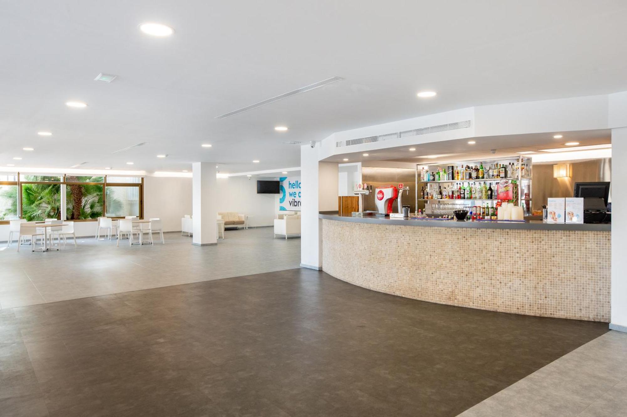 Hotel Vibra Riviera 3*