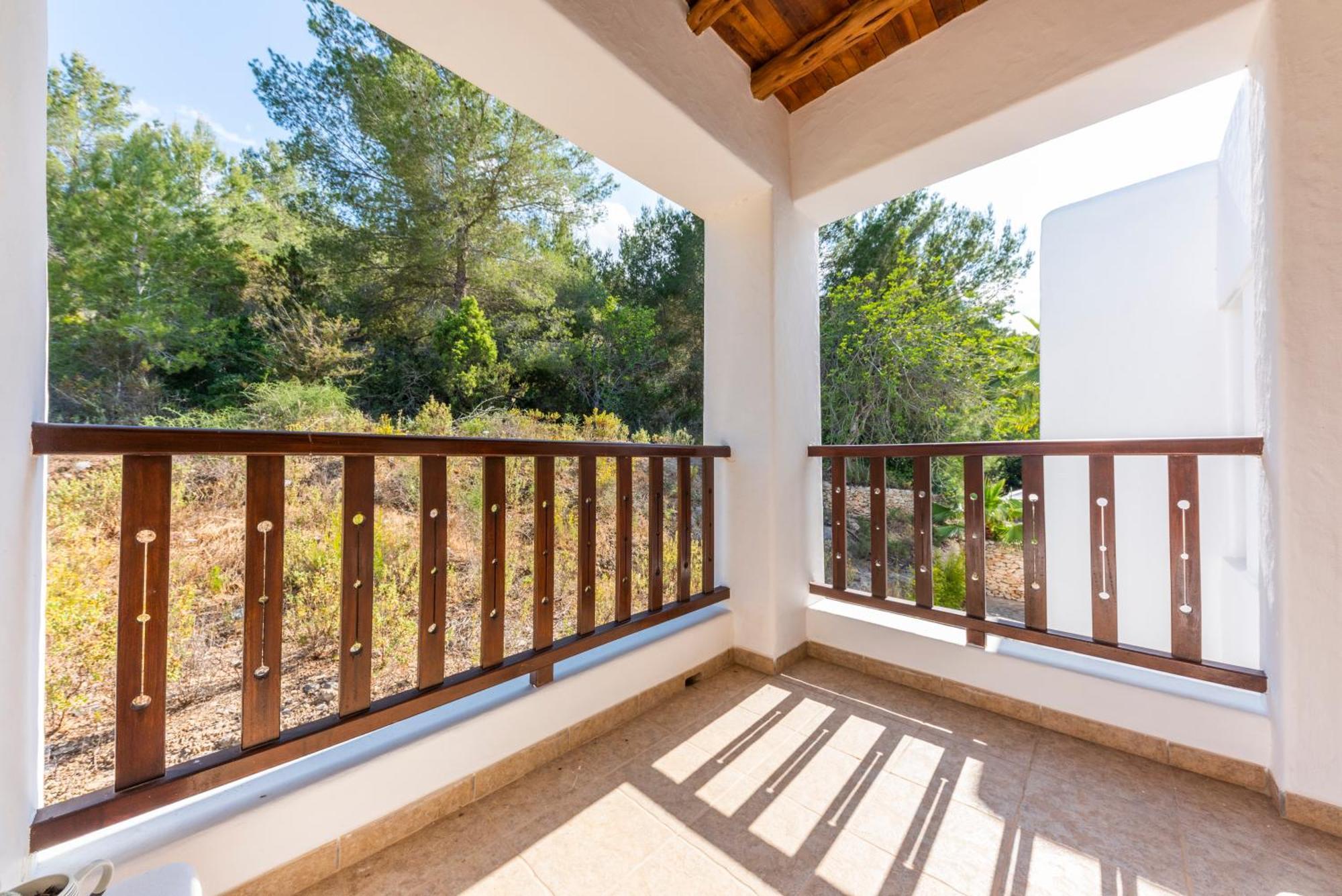 Villa Con Piscina-zona Muy Tranquila - Privacidad - Sin Turismo Masivo Sant Carles de Peralta