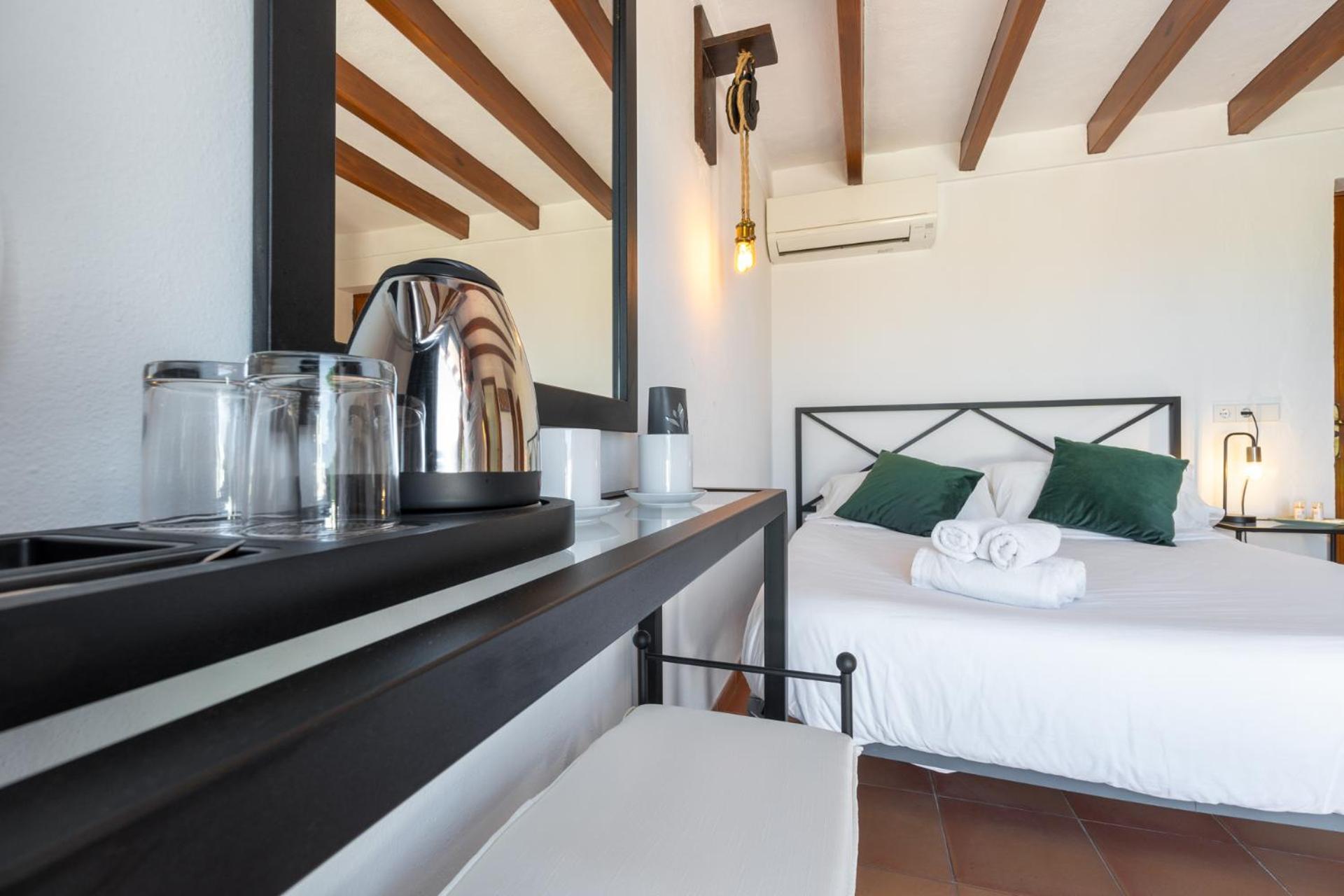 Casa de hóspedes Restaurante Pou Des Lleo Sant Carles de Peralta