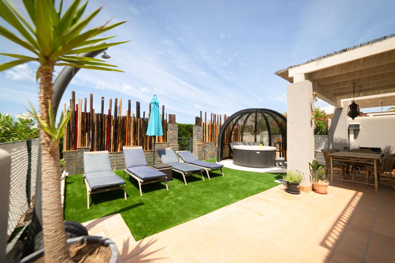 Holiday home Sunset Sea View & Garden 6p Max *