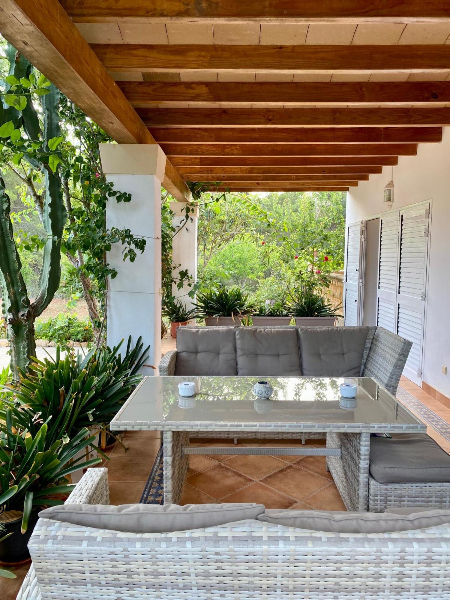 Toni Miqueli Villa