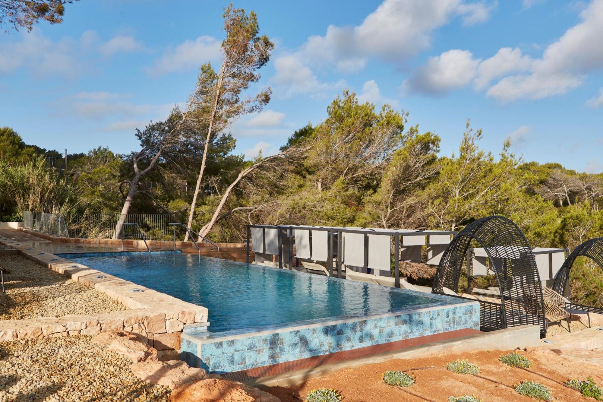 Hotel Invisa Club Cala Es Figueral