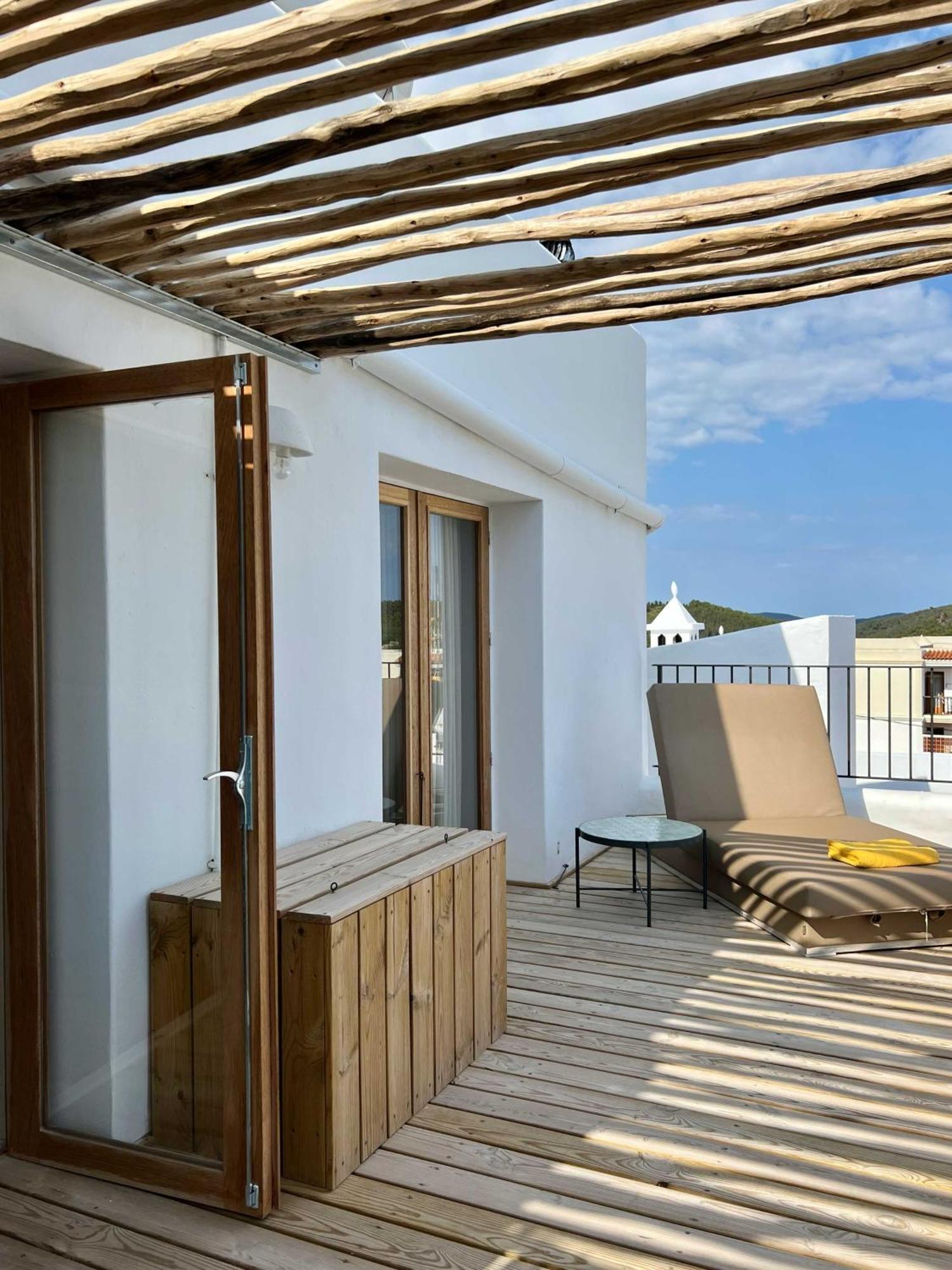 Gare Du Nord Bed & Breakfast Sant Joan De Labritja