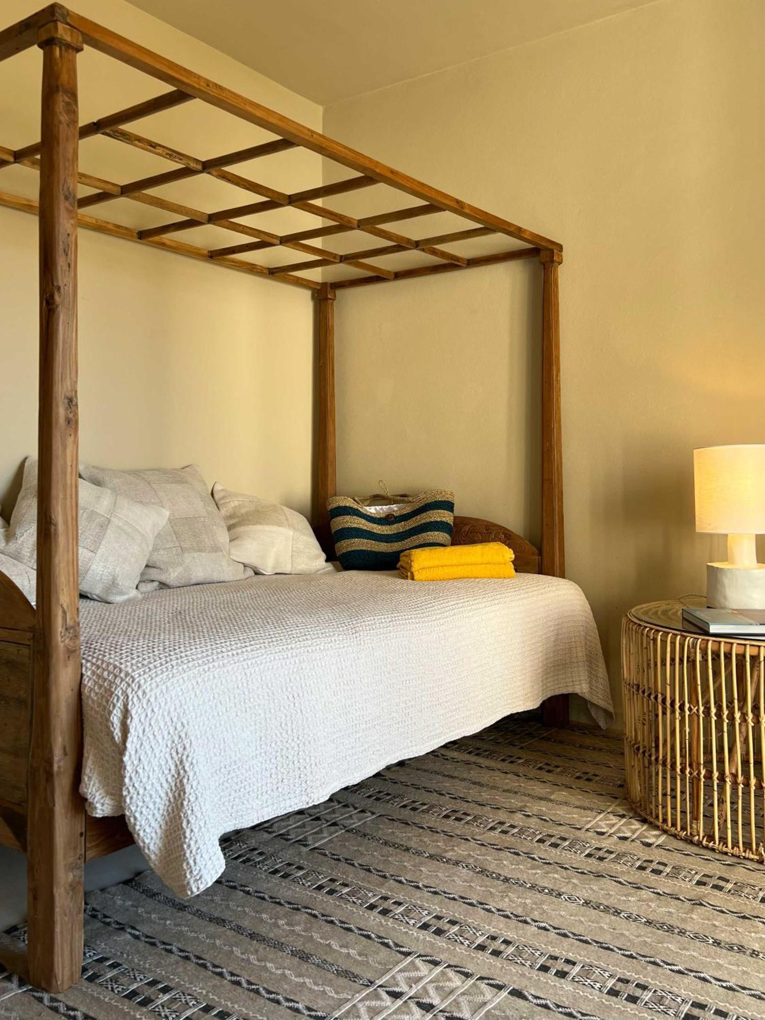 Gare Du Nord Bed & Breakfast Sant Joan De Labritja