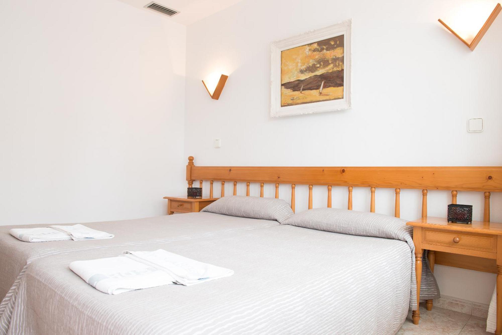Pierre & Ros Ibiza Santa Eularia des Riu
