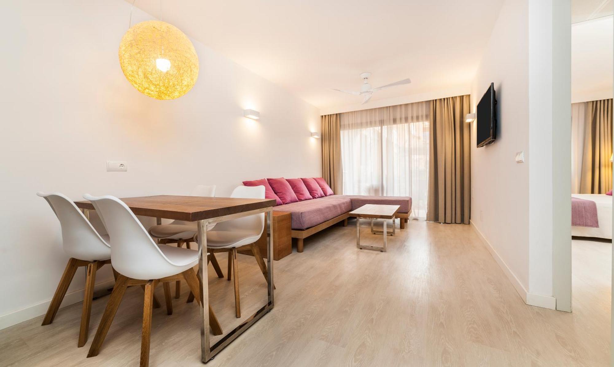 Insotel Club Tarida Playa 4* Sant Josep de sa Talaia