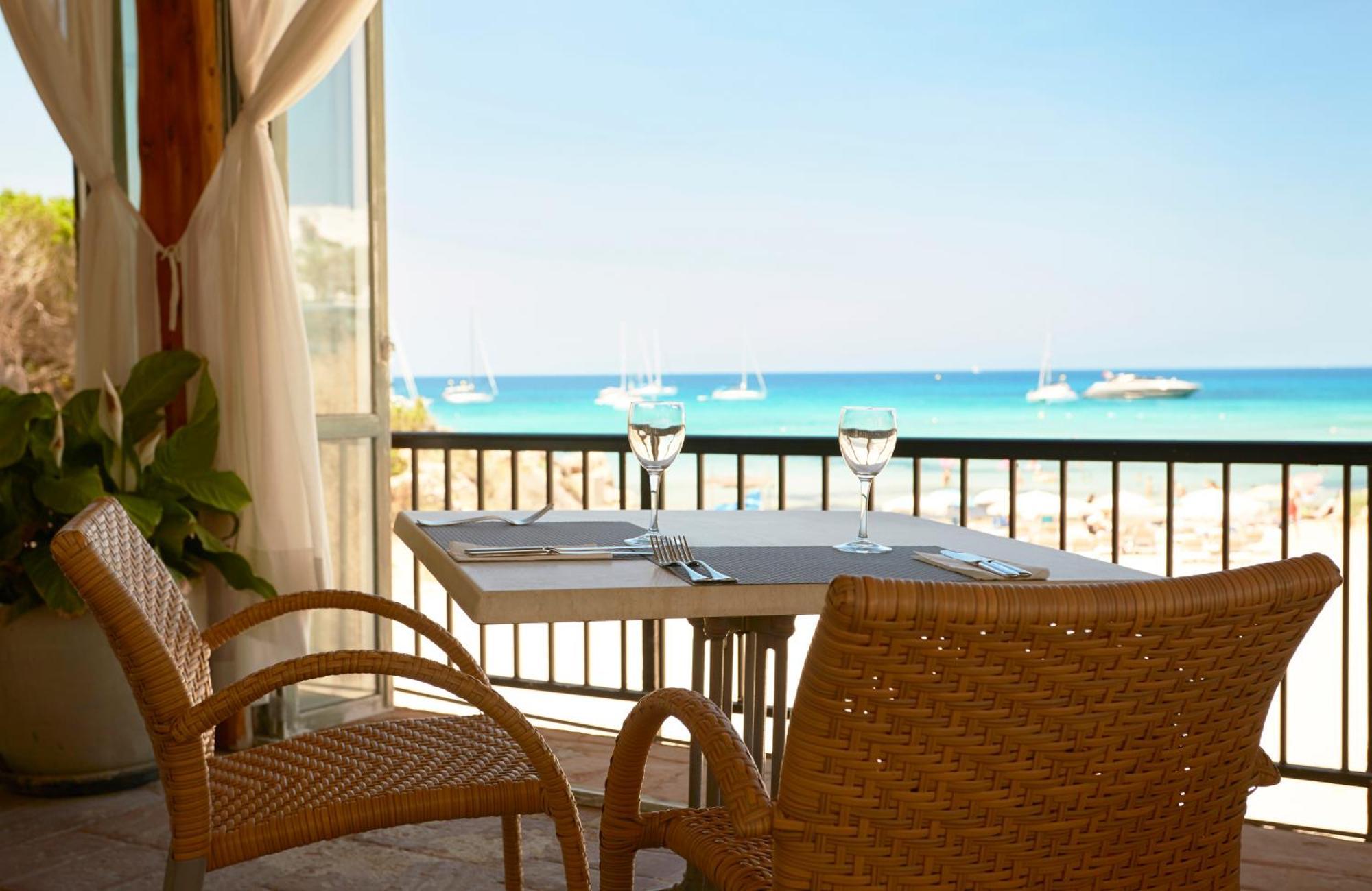 Insotel Club Tarida Playa Aparthotel 4*