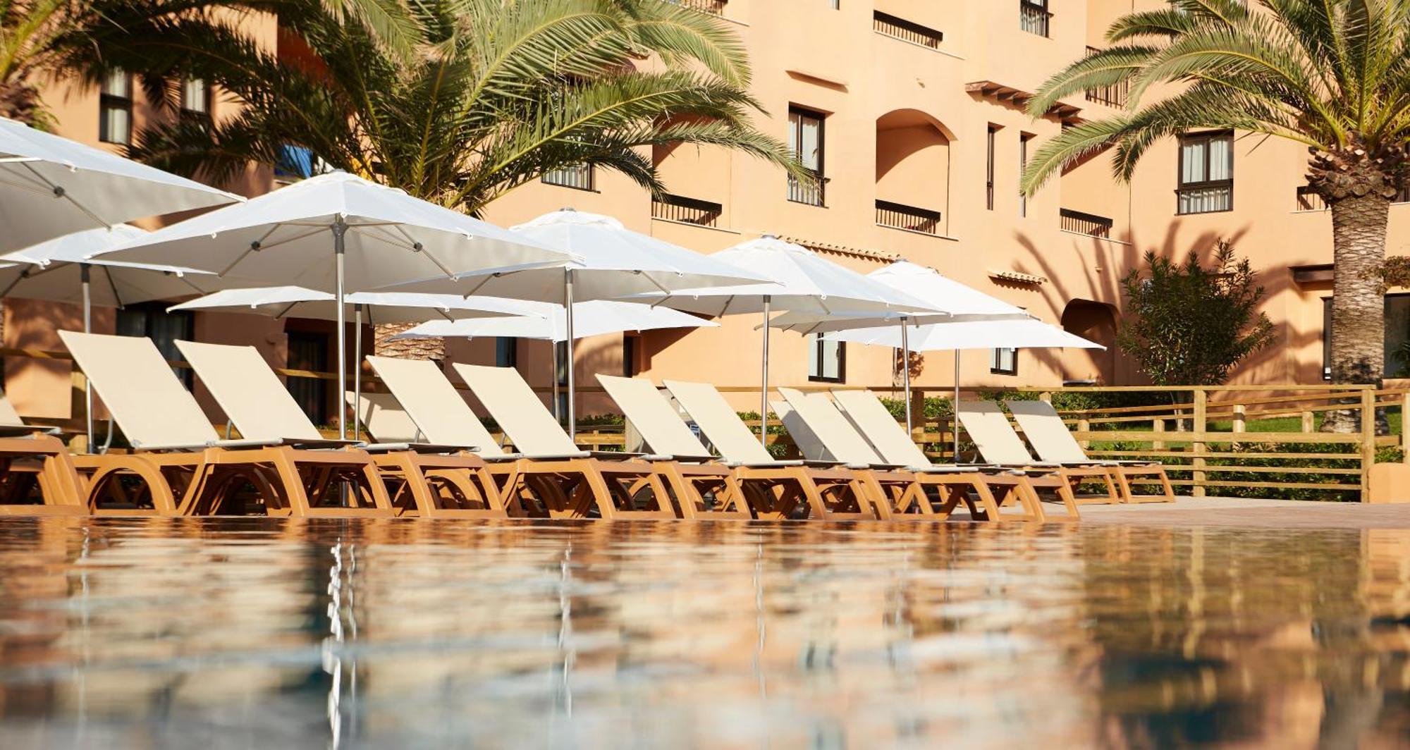 Aparthotel Insotel Club Tarida Playa 4*
