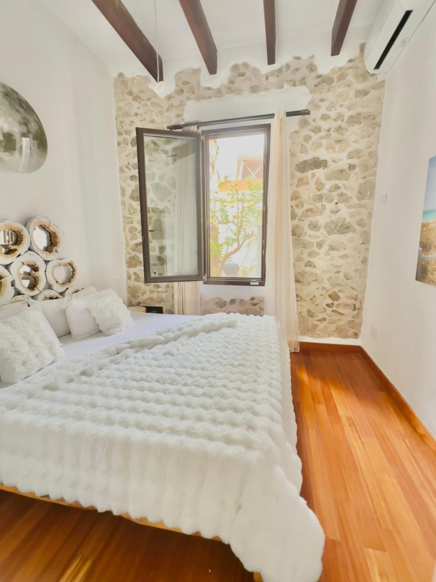 Casa Klod Holiday home *