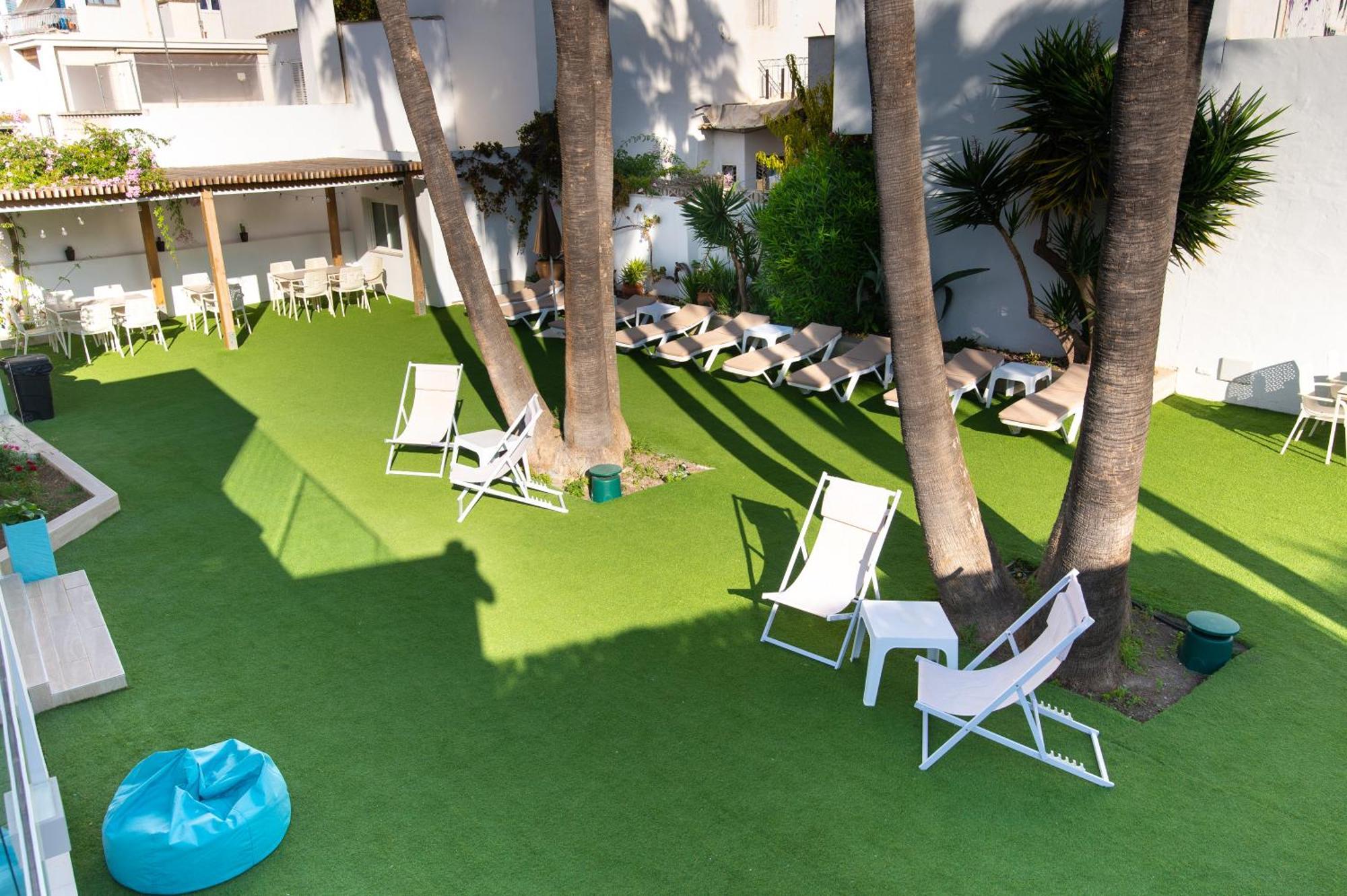 Tarba 2* San Antonio (Ibiza)
