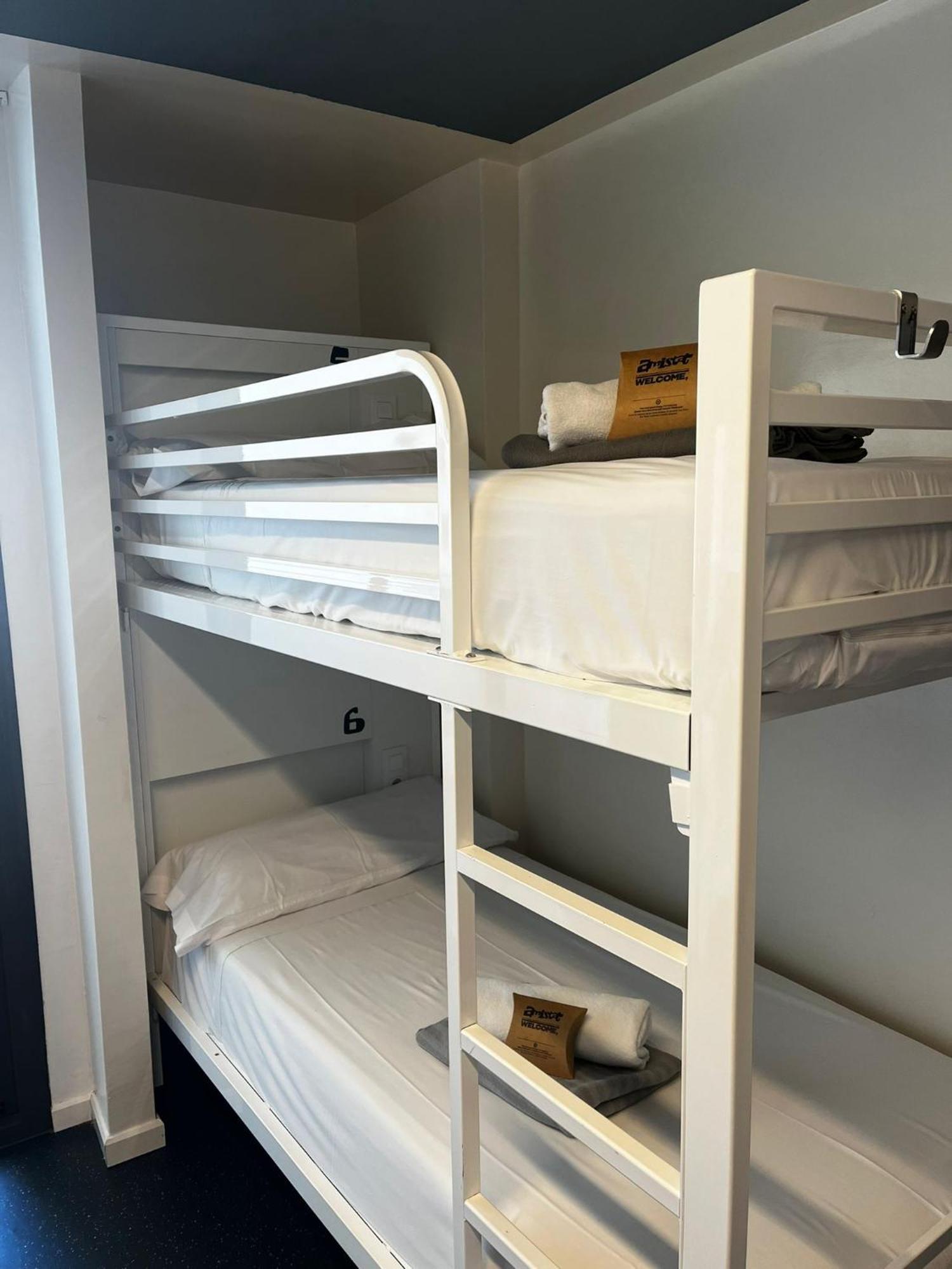 Hostel Amistat Island Ibiza - Juvenil Sant Antoni de Portmany
