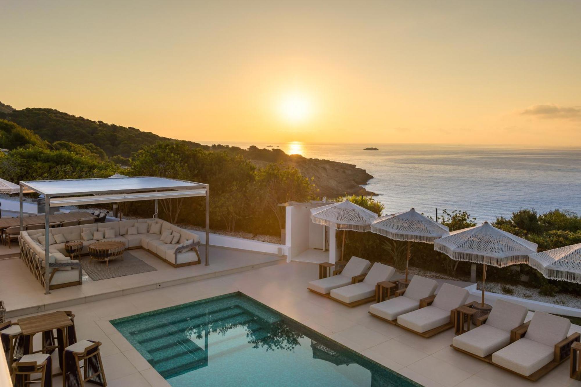 Villa Wave