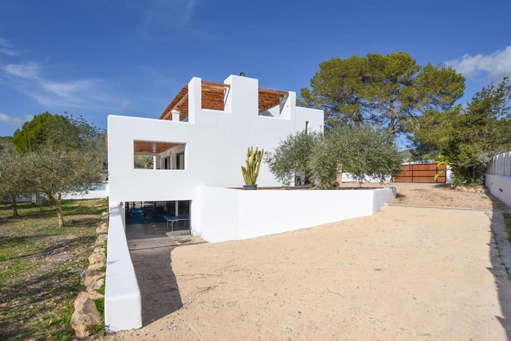 Ses Oliveres Villa