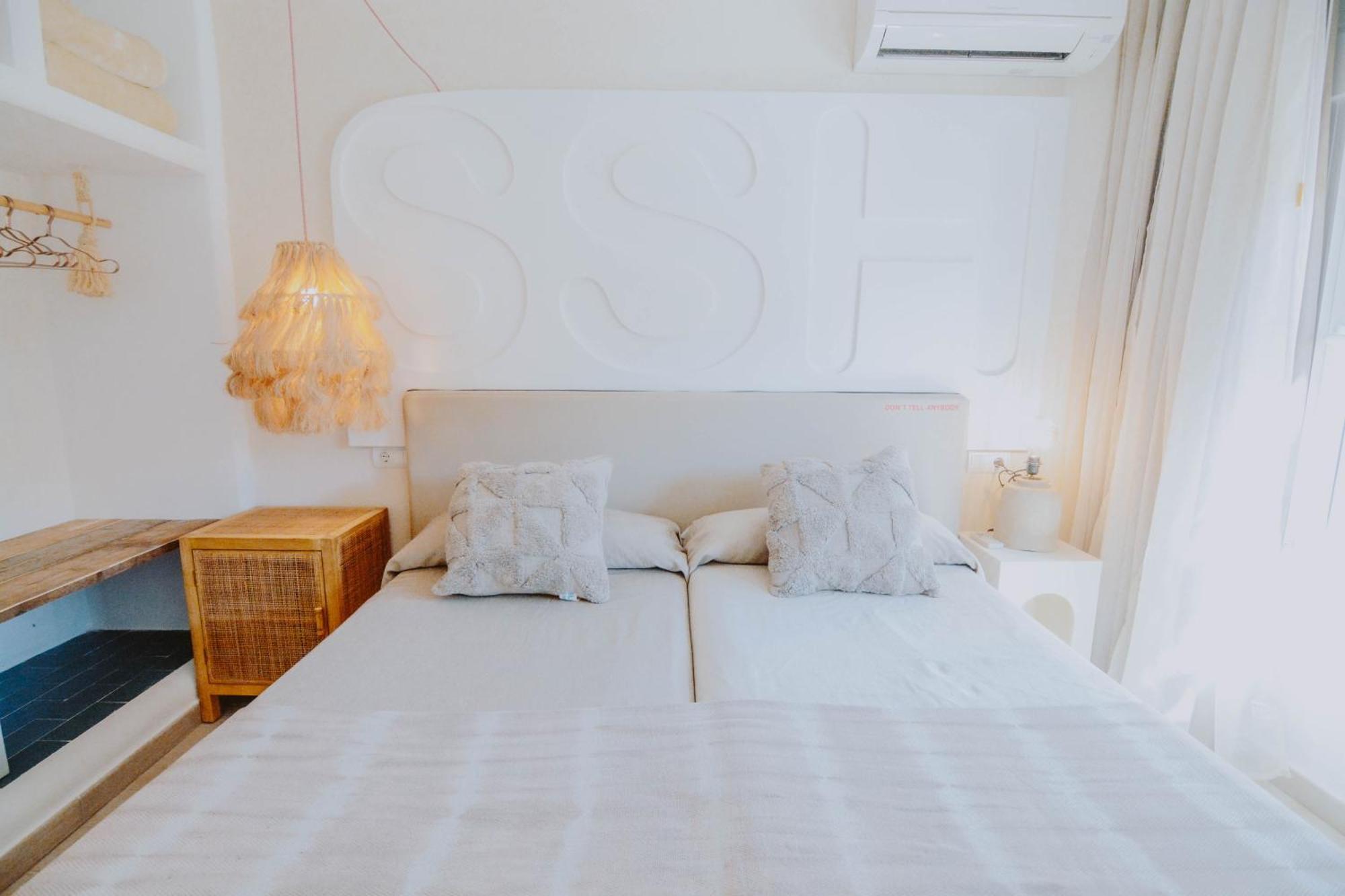 Aparthotel Secret Oasis Ibiza-only Adults