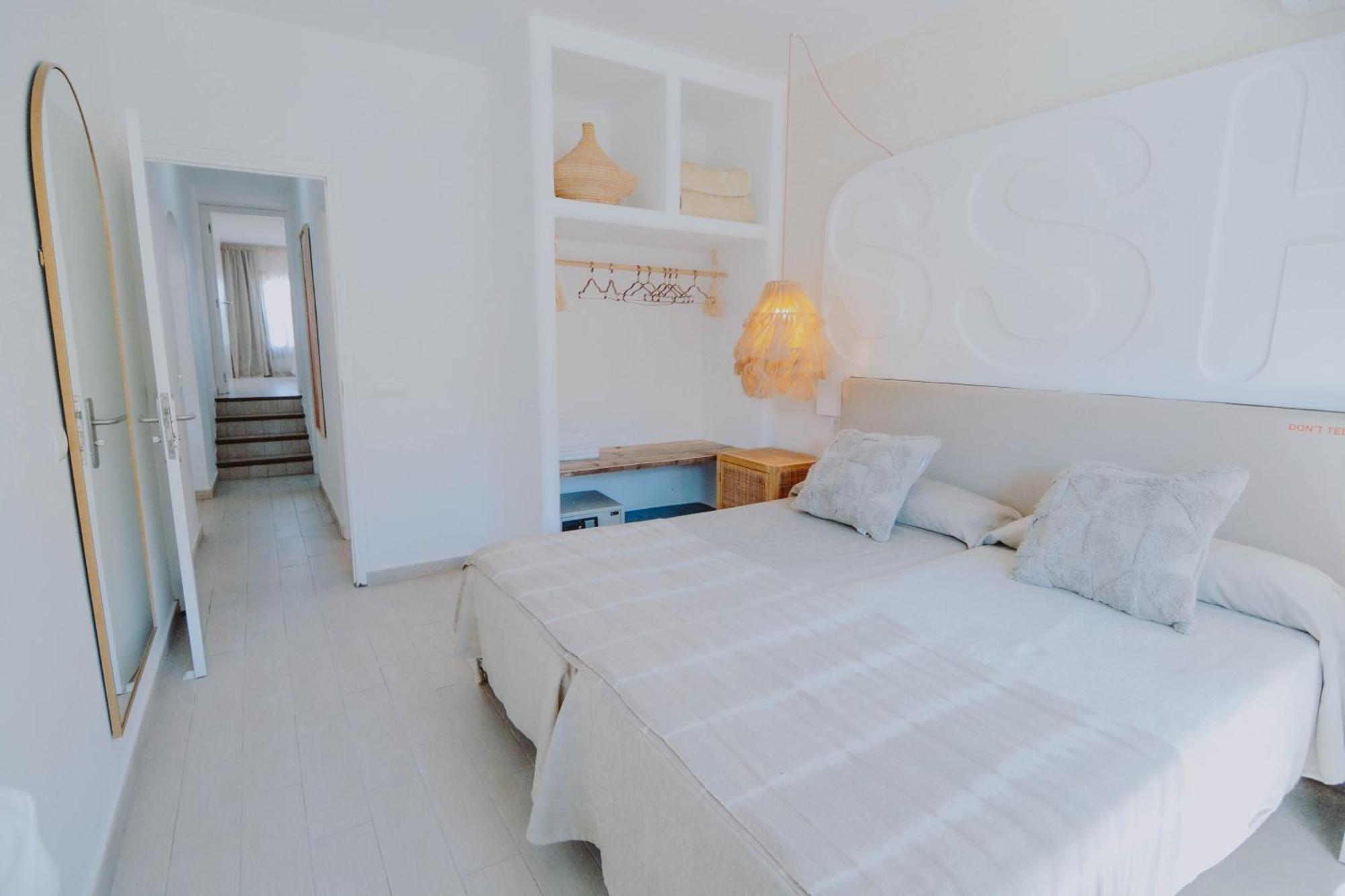 Secret Oasis Ibiza-only Adults Aparthotel 2*