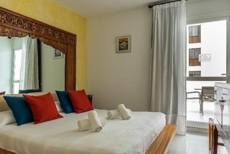 Cel Blau Santa Eulària des Riu