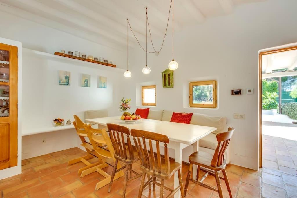 Casa Rosada - Gorgeous Family Finca Near Santa Gertrudis Holiday home