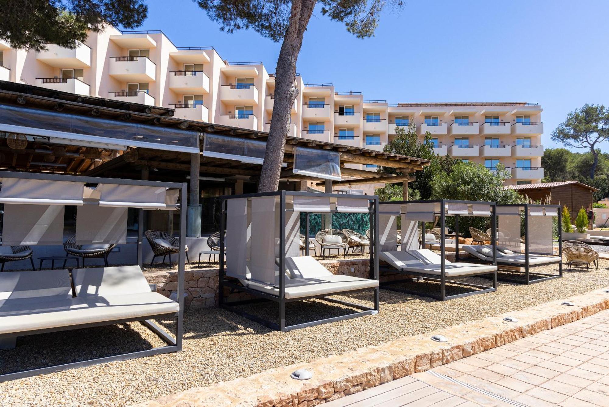 Invisa Club Cala Hotel
