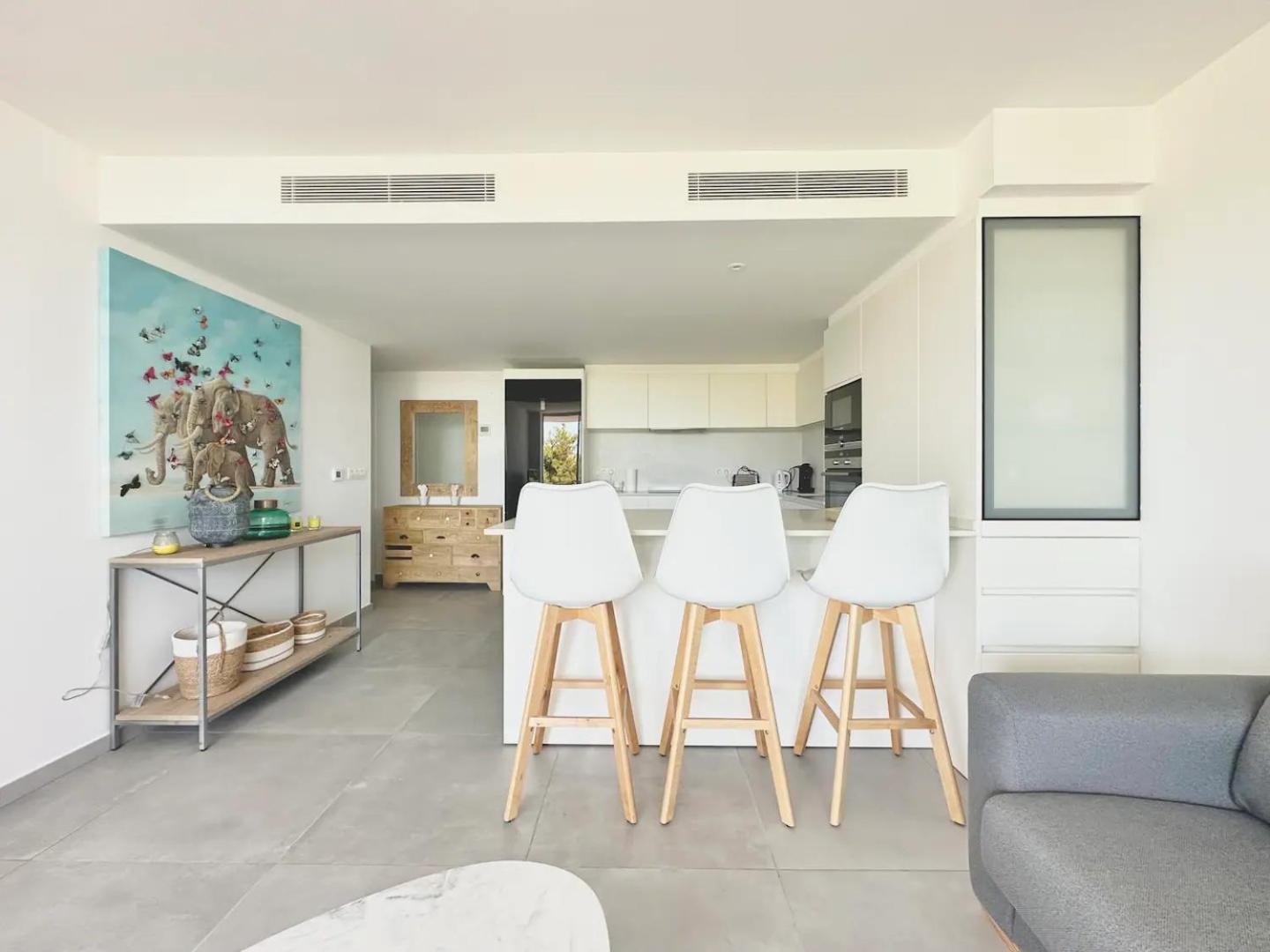 Cala Vadella Panoramic Retreat Apartment *
